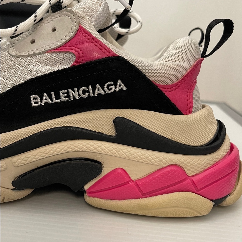 Balenciaga Pink, Black, and White Chunky Made In Italy Sneakers Women’s Size 38 - Picture 4 of 15
